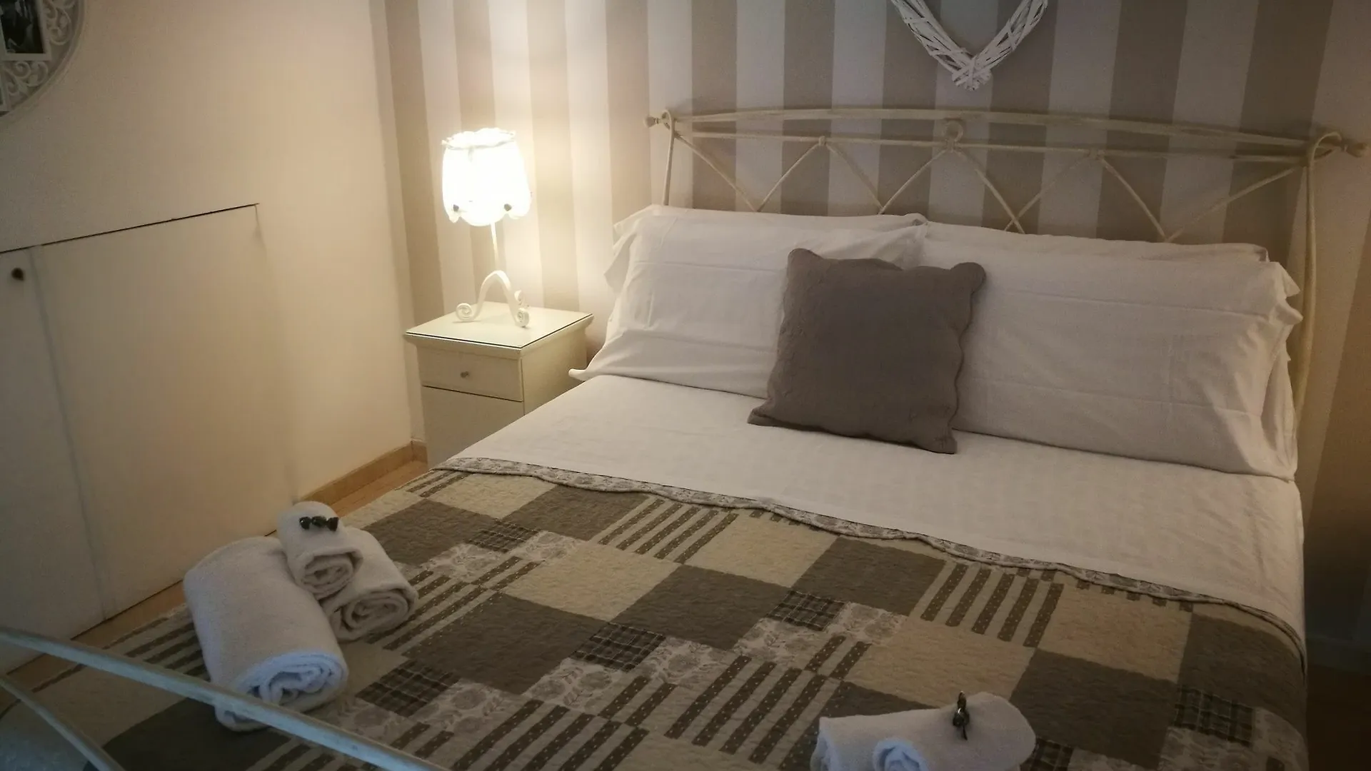 B&B Tazzecafe location